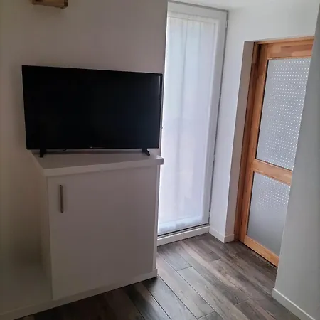 Entier 3 Pieces Et Terrasse Apartman *