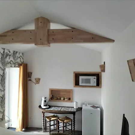 Entier 3 Pieces Et Terrasse * Mazieres-en-Gatine